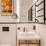 Marty - Tapestry Collection By Hilton Hotel Bordeaux