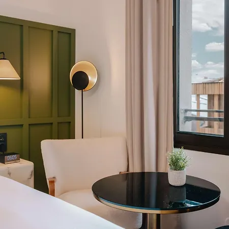 Marty - Tapestry Collection By Hilton 4* Bordeaux