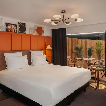 Marty Bordeaux, Tapestry Collection By Hilton Hotel 4*