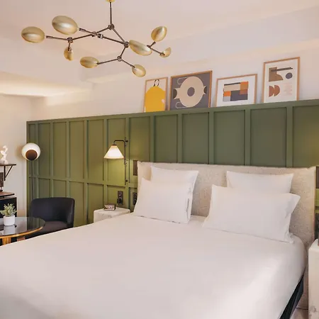 Marty - Tapestry Collection By Hilton