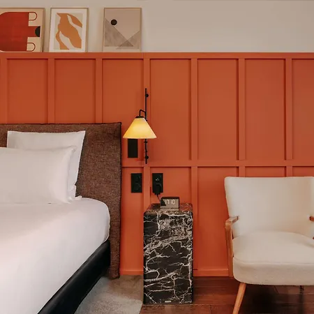 Marty - Tapestry Collection By Hilton Szálloda Bordeaux