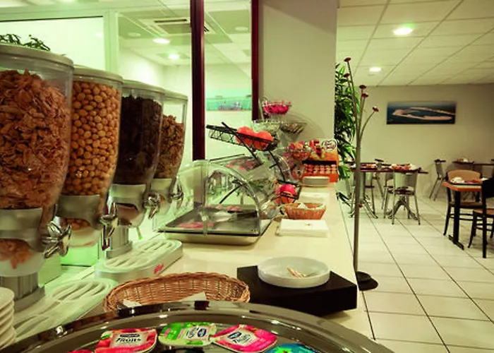 Hotel Marty - Tapestry Collection By Hilton 4*